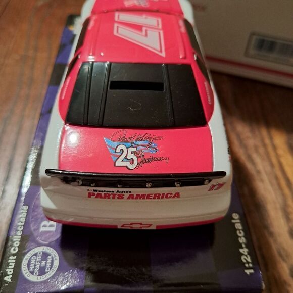 Vintage 96 Action Collect Darrell Waltrip Parts America Die Cast Nascar Race Car - Picture 8 of 11